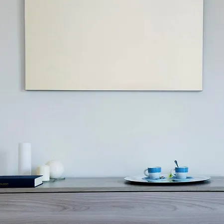 Hintown Modern Flat